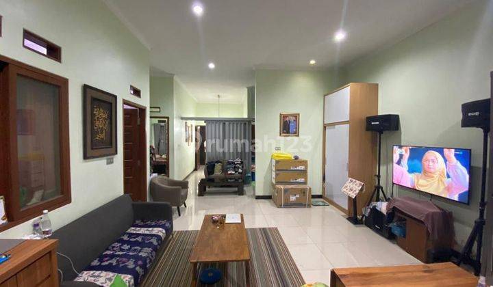 Rumah Cantik Terawat Komplek Taman Cibaduyut Indah 2