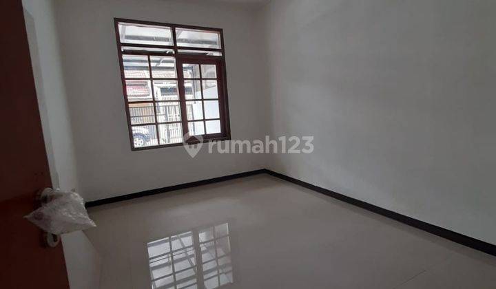 Jual Rumah Cantik Minimalis Full Renov Taman Kopo Indah 2 2