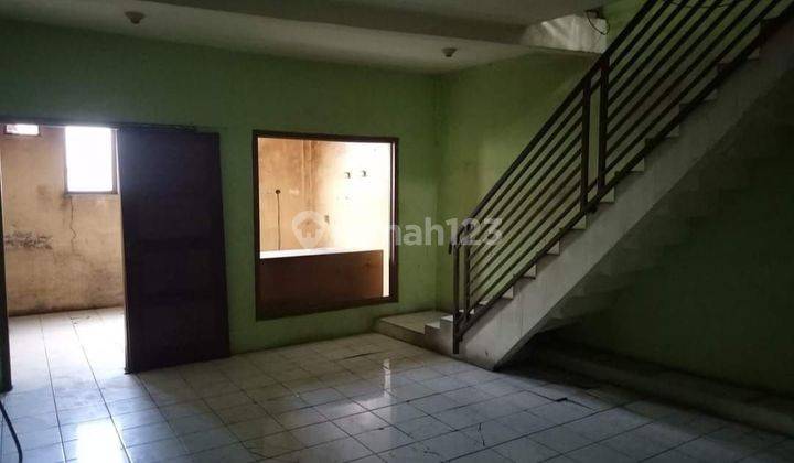 Rumah strategis sayap di Jalan Karapitan  2