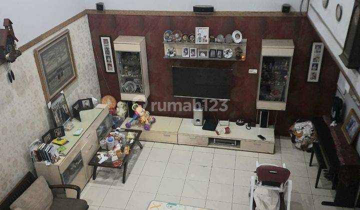 Rumah dan toko Strategis di Jalan Soekarno Hatta  1