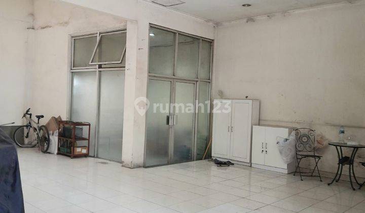 Rumah dan toko Strategis di Jalan Soekarno Hatta  2