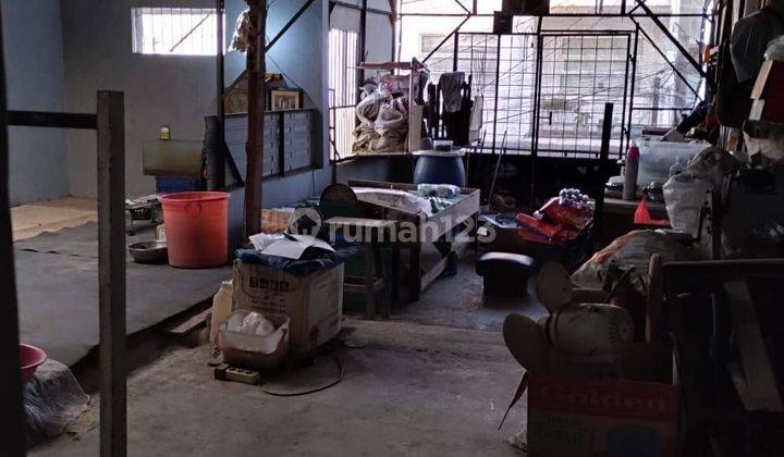 Rumah murah 2 lantai di Komplek Taman Rahayu 3 2