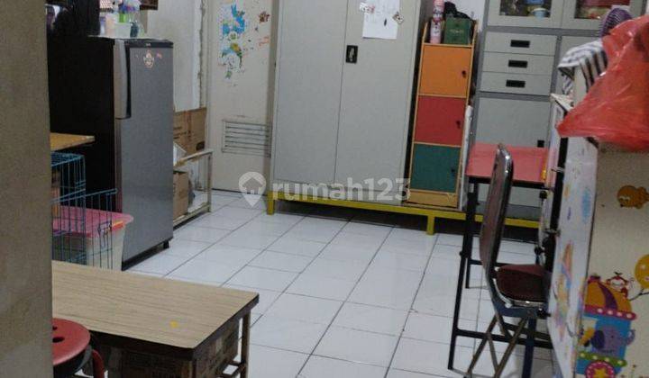 Rumah murah 2 lantai di Komplek Taman Rahayu 3 1