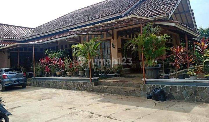 Rumah strategis di Jalan Cihampelas Cililin  1