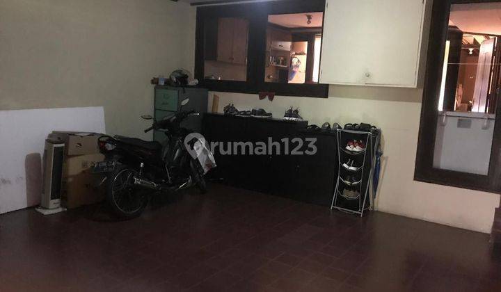 Rumah Bagus strategis di Jalan Jakarta Cinere  2