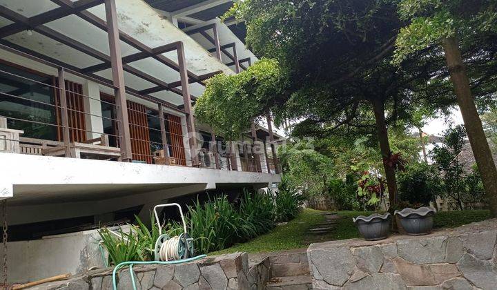 Rumah Villa mewah di Budi sari Bandung utara 1