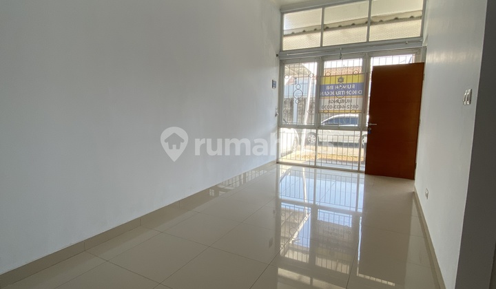 Rumah Cantik Terawat Di Cluster Antapani 2