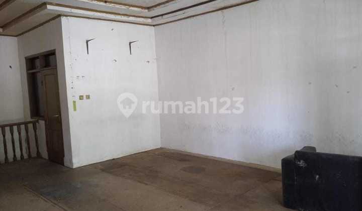 Rumah Strategis di Jalan Kolonel Masturi Lembang 2