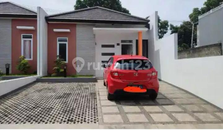 Beautiful Well-Maintained House in Griya Asri Cipageran