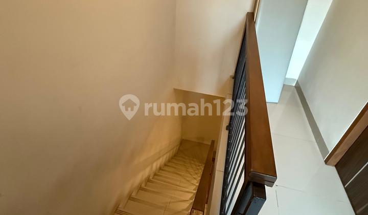 Rumah Cantik Terawat di Buah Batu Square 2