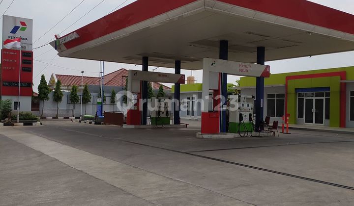 Strategic Gas Station Business Location in Subang City, West Java