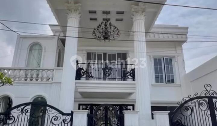 Rumah Mewah Modern Classic Siap Huni di Cikole Lembang Bandung Rumah Mewah Modern Classic Siap Huni di Cikole Lembang Bandung
