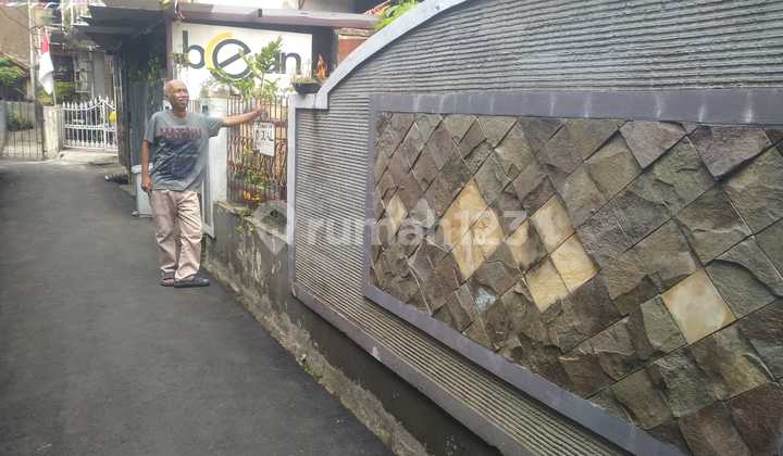 Rumah Strategis Hitung Tanah Di Cikawao  2
