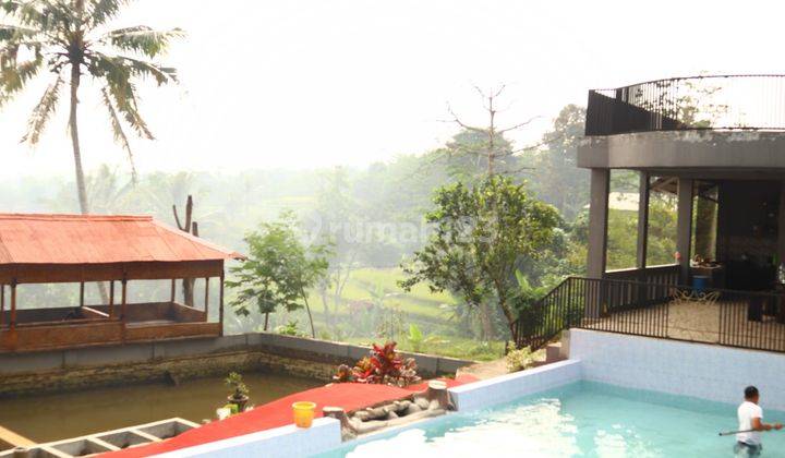 Rumah Villa Strategis Di Ciater  1