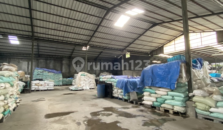 Ready-to-Occupy Strategic Warehouse in Cigondewah