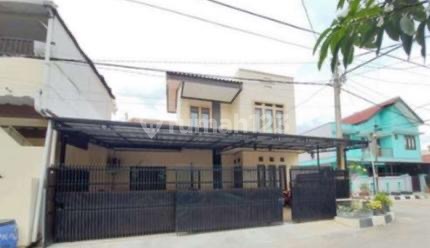 Rumah Cantik Terawat Di Komplek Adipura  2