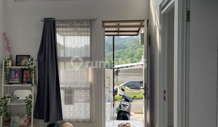 Beautiful, Well-Maintained House Ready to Occupy in Flamingo Complex, Cibeber, Cimahi 2