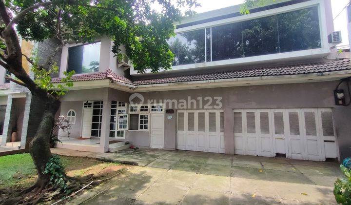 Rumah di Jalan Mampang Prapatan 2 Lantai, Bagus Jakarta Selatan  1