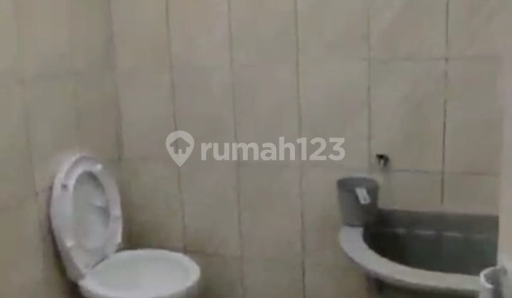 Manukan Shop House Suitable for Business 2