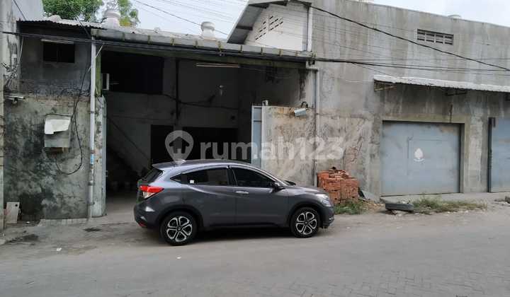 Gudang Lebak Sari Surabaya