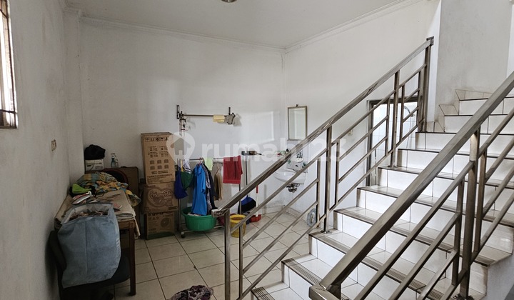 Shop House Location Boulevard West Jakarta For Sale Quick Negotiation Far 2