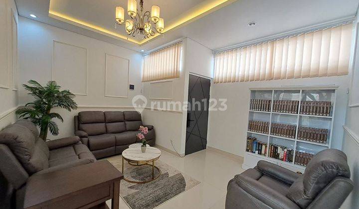 Rumah Sharia 2 Lt Furnished Ready Shm Dekat Tol Pasteur Bandung  2