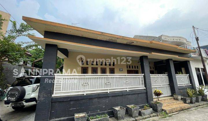 Dijual cepet rumah 2 lantai SHM di tirta mandala depok 2