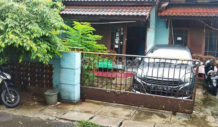 Dijual rumah akses mobil di jl.raya legoso ciputat 2