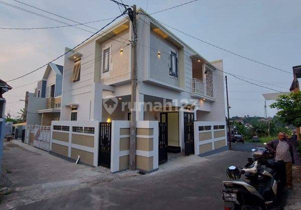 Rumah Hook 2 Lantai Di Rangkapan Jaya Depok 1