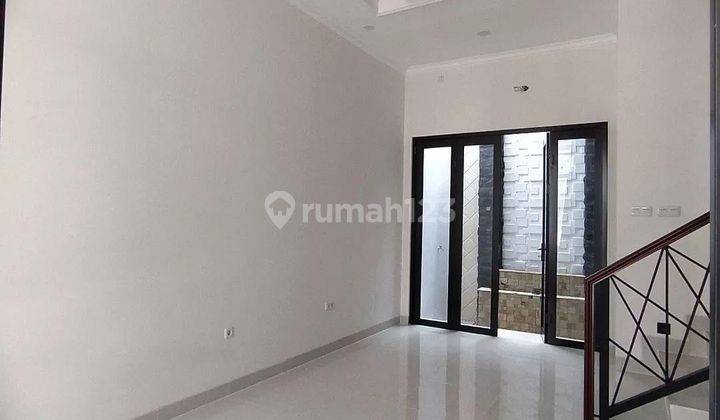 Rumah Cluster Scandinavian Style 2, 5 Lantai Strategis di Tanah Baru Depok 2