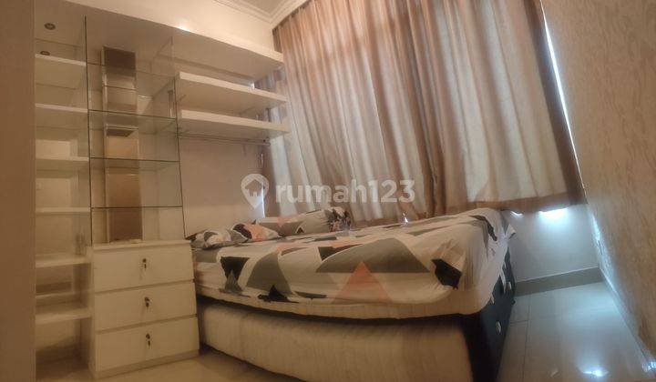Apartement Penthouse Apartemen Hampton s Park 2 BR Semi Furnished 13