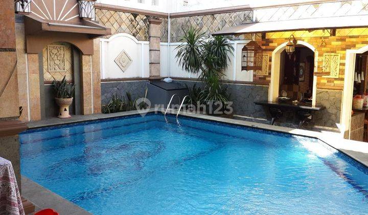 Rumah 2 Lantai Bagus Semi Furnished SHM di Jl. Resak, Jakarta Selatan 1