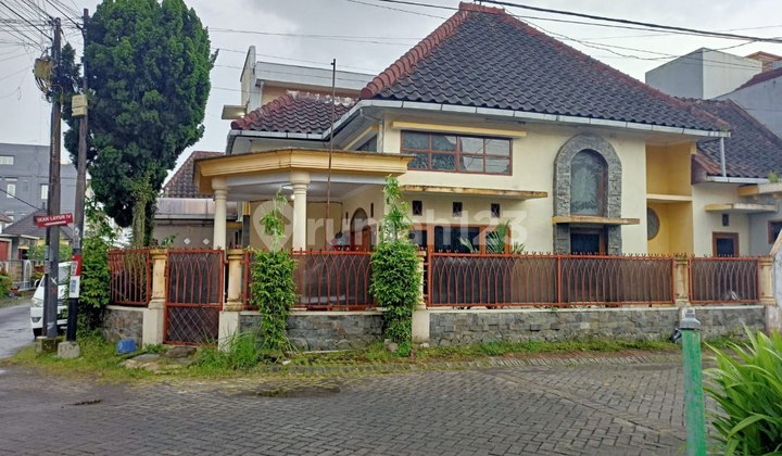 Rumah Full Furnished 3 Kamar Tidur Dekat Universitas Brawijaya 1