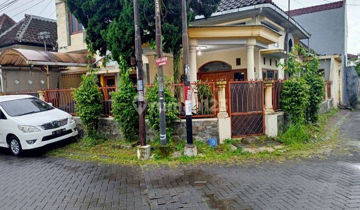 Rumah Full Furnished 3 Kamar Tidur Dekat Universitas Brawijaya 2