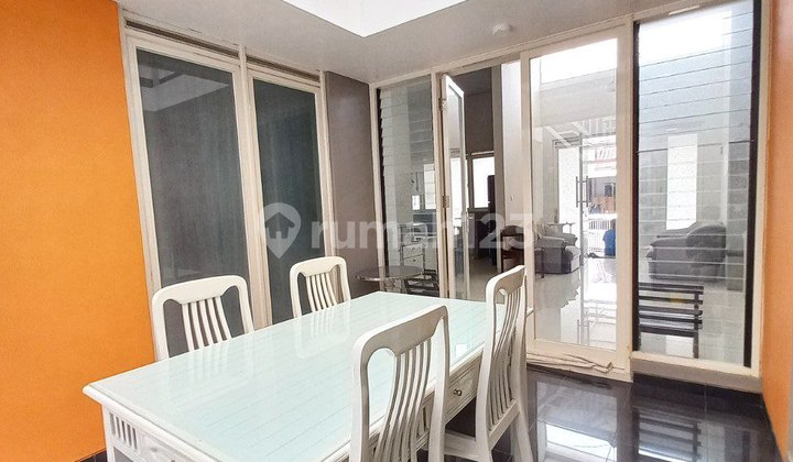 Rumah Furnished Carport 2 Mobil 3 Kamar Tidur Dieng Tidar Malang 9
