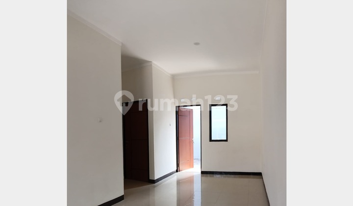 Asri Ready-to-Occupy House in Duta Margawangi - Comfortable & Strategic Residence 2