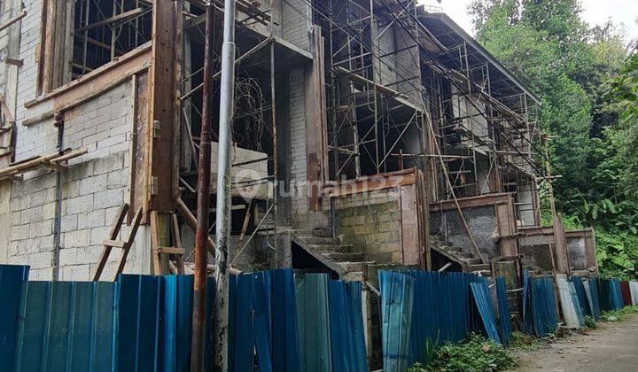 Rumah di Sayap Setra Duta Bangunan 3 Lantai Dekat Tengah Kota 2