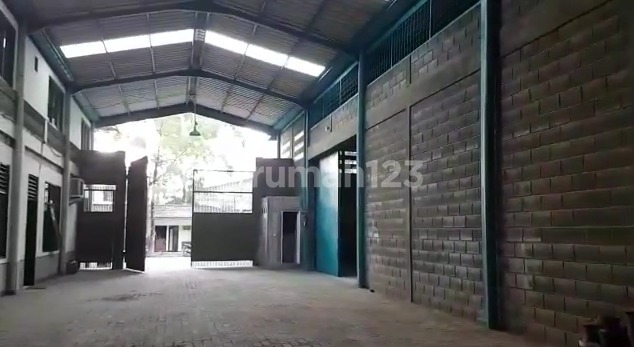 Gudang Strategis di Cibolerang Kopo Siap Pakai Dekat Miko Mall Gudang Strategis di Cibolerang Kopo Siap Pakai Dekat Miko Mall