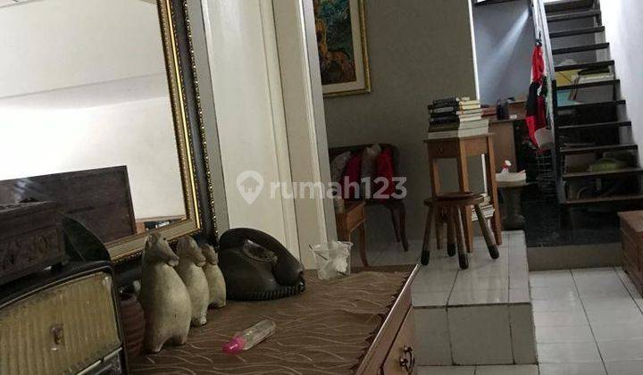 Rumah Bagus di Sersan Bajuri Lokasi Menarik Dekat Borma Setiabudi 2