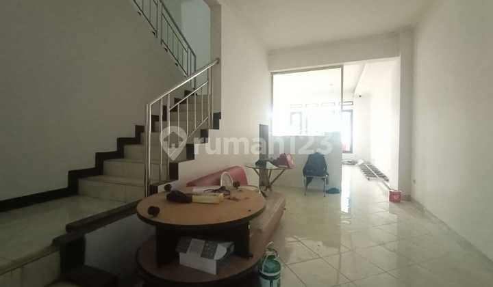 Dijual / Disewakan Ruko Mainroad Karapitan