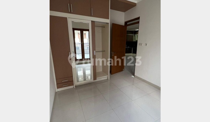 Ready-to-Live House in Turangga Area, Strategic & Comfortable Location 2