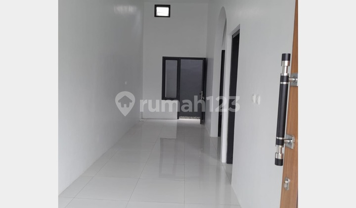 Ready-to-Occupy House in Bukit Raya Sariwangi, Limited Units! 2