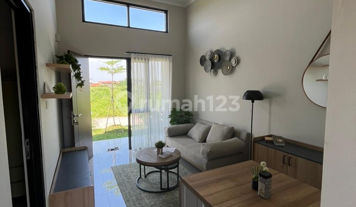 New Minimalist Terranova Arcade House in Taman Cibaduyut Indah 3