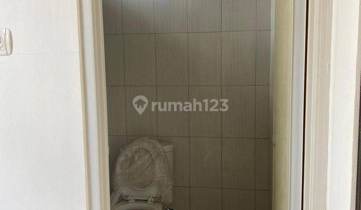 Rumah Modern Lokasi Dekat Lrt Cibubur