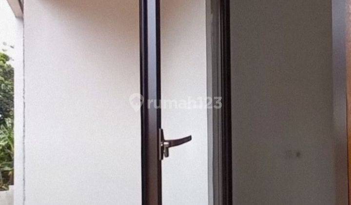 Rumah Modern Lokasi Dekat Lrt Cibubur