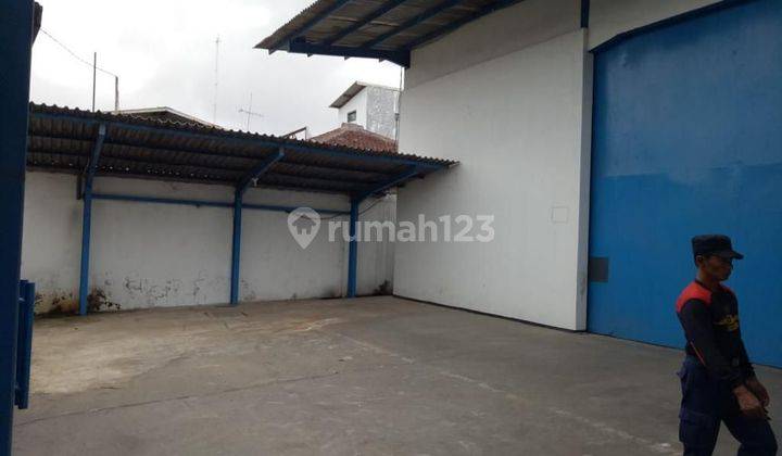 Gudang Kota Bandung ex ekspedisi disewakan bisa akses kontainer