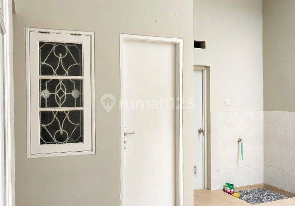 Rumah 3 Kamar Di Perumahan Elit Araya GMK01117 2