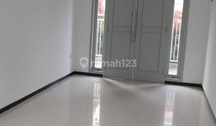 Rumah Bagus Dijual di Lingkungan Asri Kota Batu Gmk01873 2