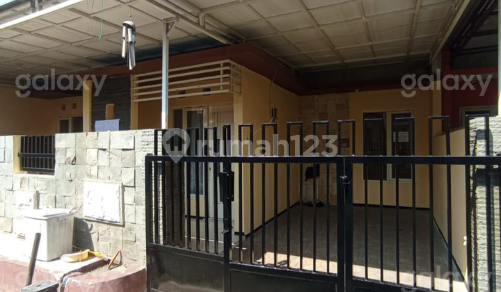 Nice Modern Minimalist House in Gadang Area, Malang City GMK03632 2