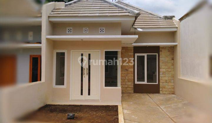 Rumah Bagus Murah di Perumahan Buring Malang Gmk02026 1